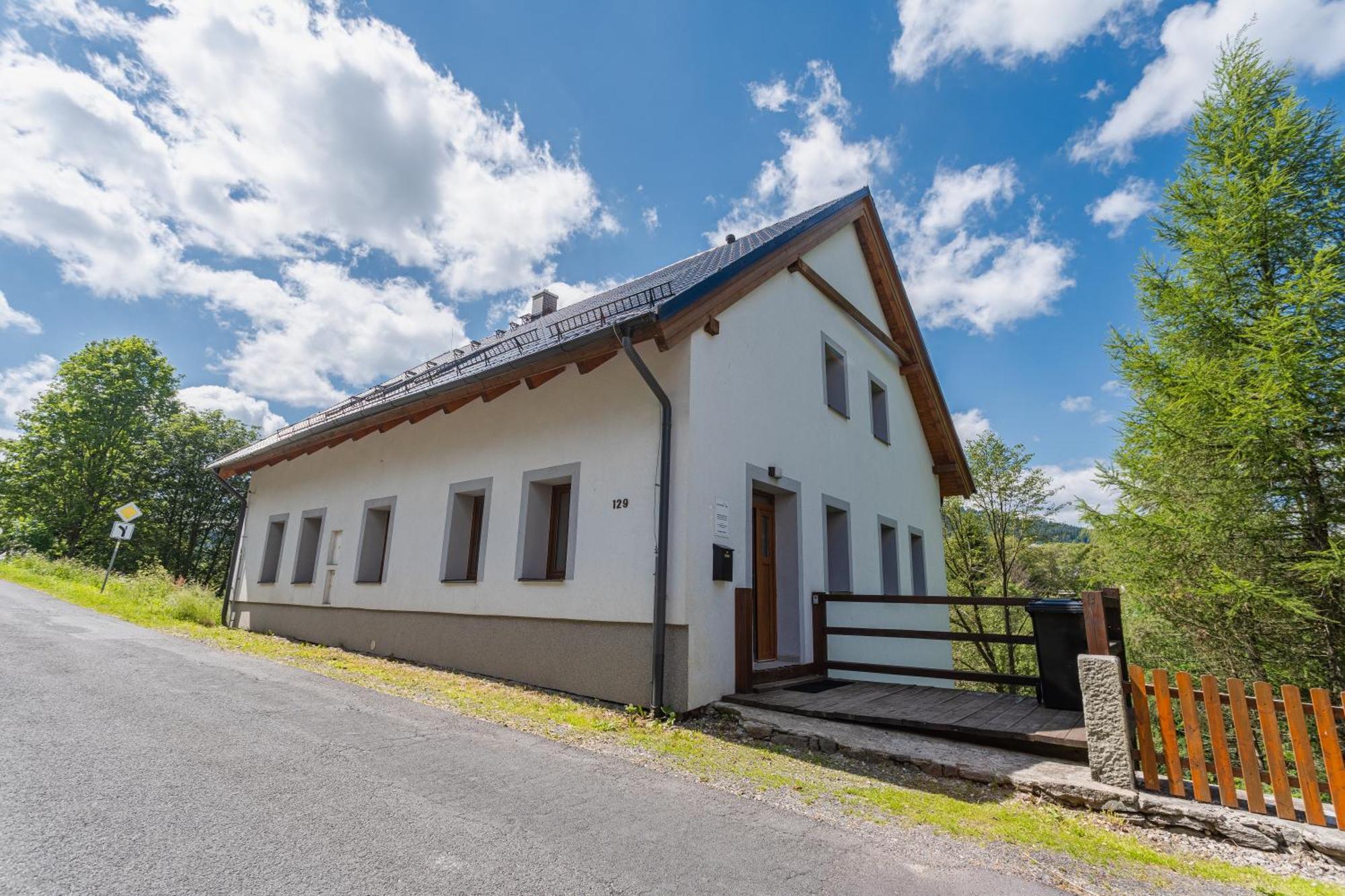 Klinovec 129 Apartment Loucna pod Klinovcem Luaran gambar