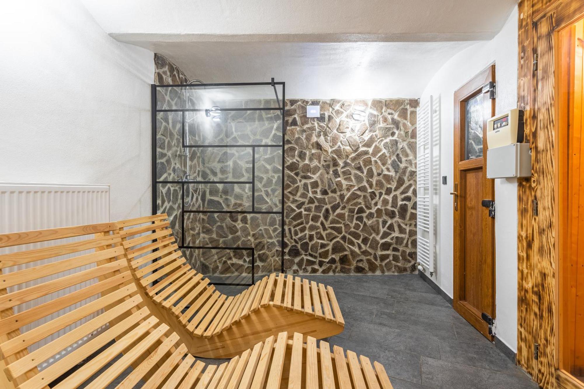 Klinovec 129 Apartment Loucna pod Klinovcem Luaran gambar