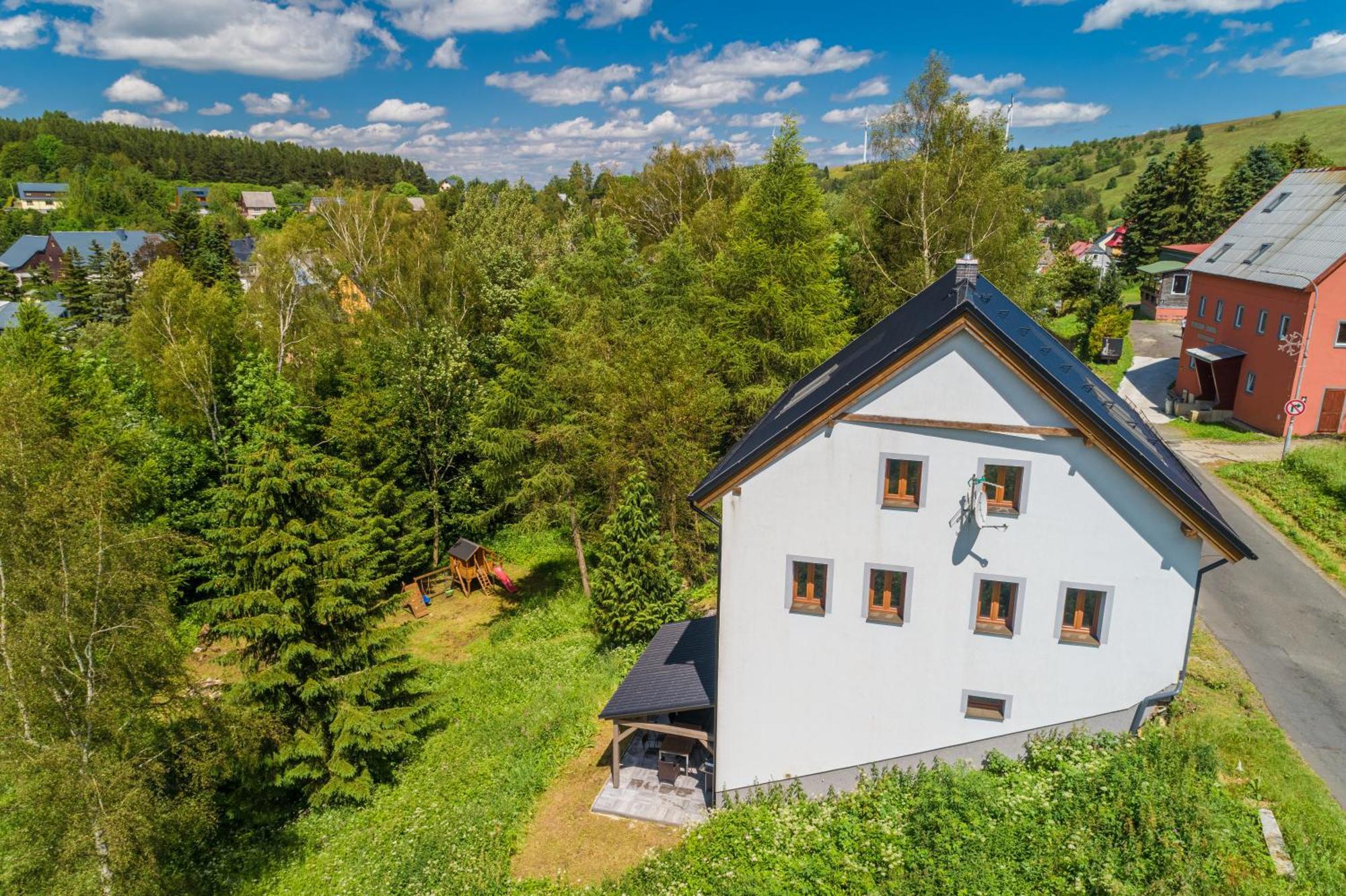 Klinovec 129 Apartment Loucna pod Klinovcem Luaran gambar