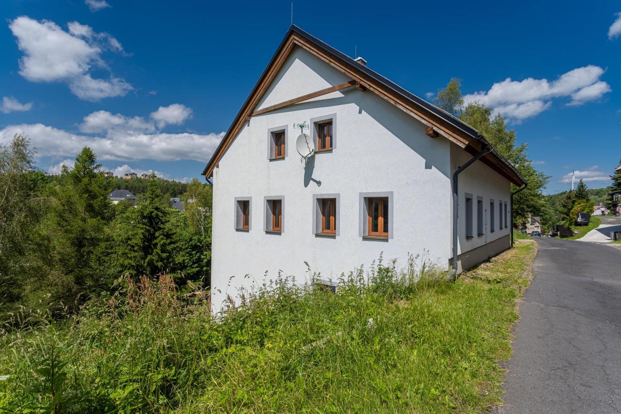 Klinovec 129 Apartment Loucna pod Klinovcem Luaran gambar